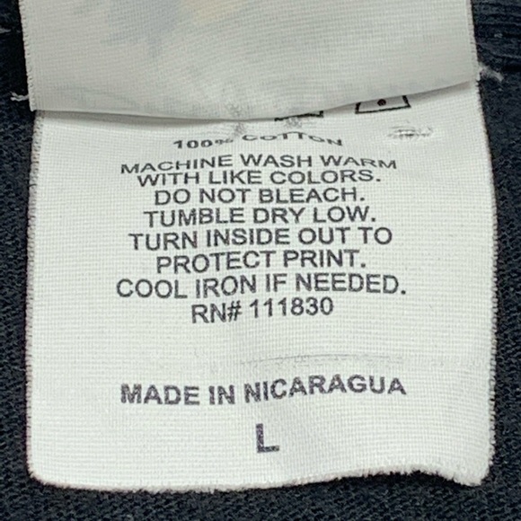 🛑SOLD🛑Vtg Mens System Of A Down Bay Island - Picture 3 of 4